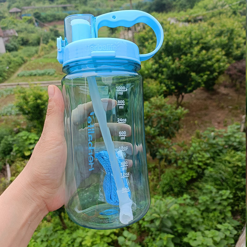 Borraccia sportiva in plastica - Nutrition Fitness Gym recensione e prezzo